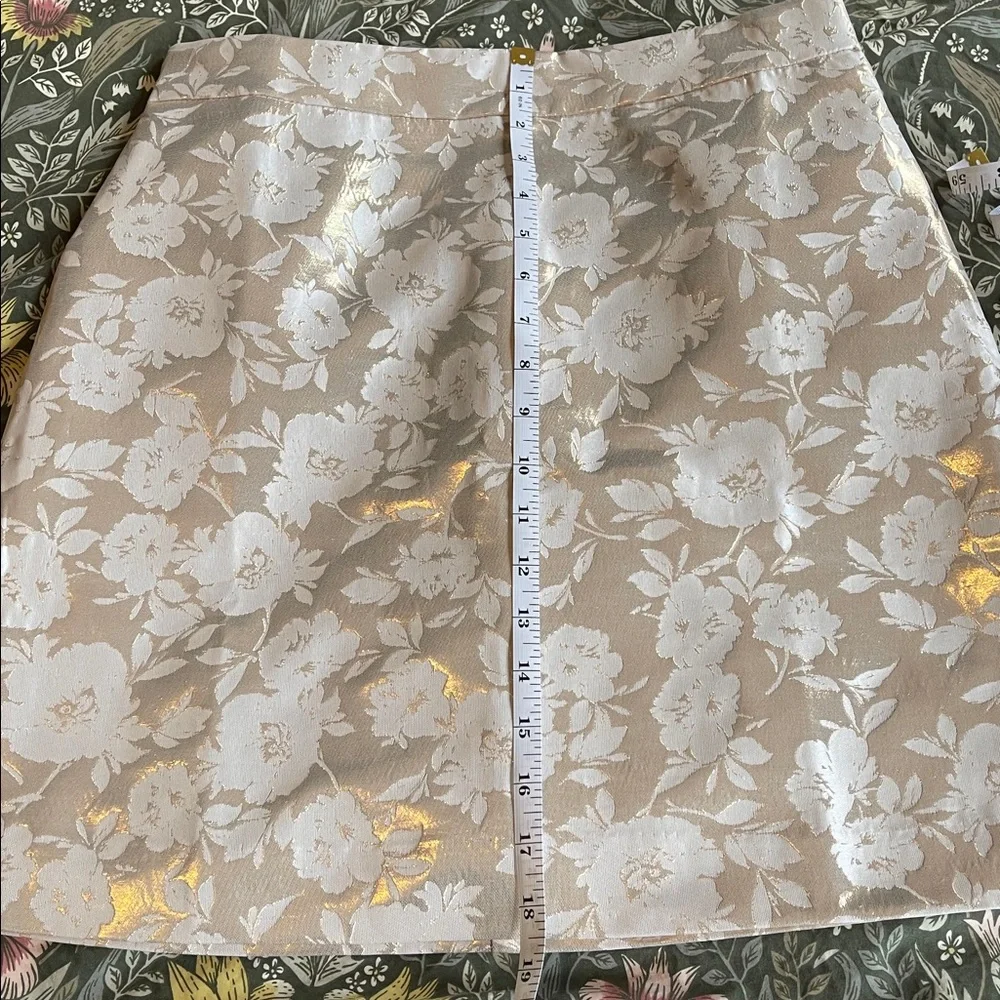 NWOT J. Crew Factory Floral Jacquard A Line‎ Skirt Metallic Gold Cream Size 4 - Picture 5 of 10